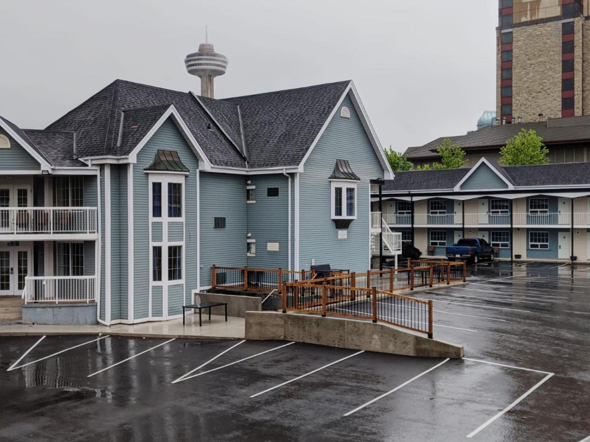 Falls Lodge & Suites Ниагарски водопад Екстериор снимка