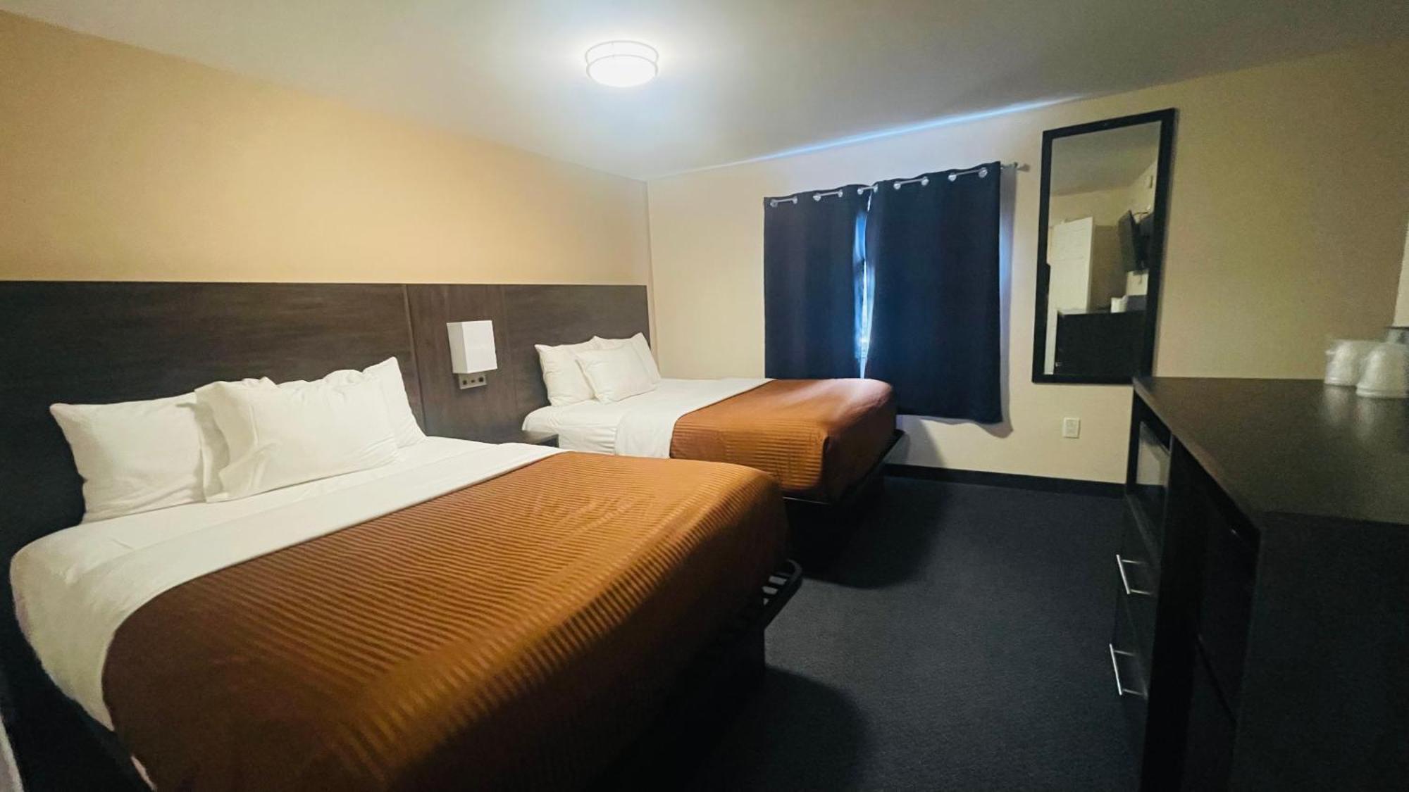 Falls Lodge & Suites Ниагарски водопад Екстериор снимка