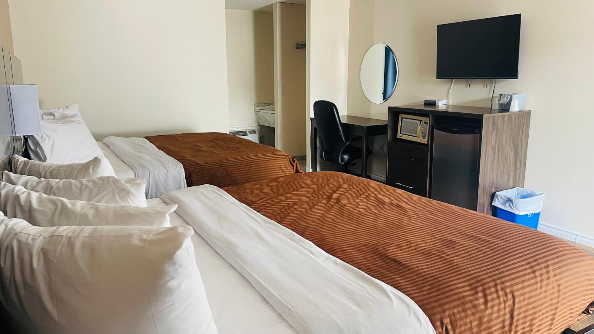 Falls Lodge & Suites Ниагарски водопад Екстериор снимка